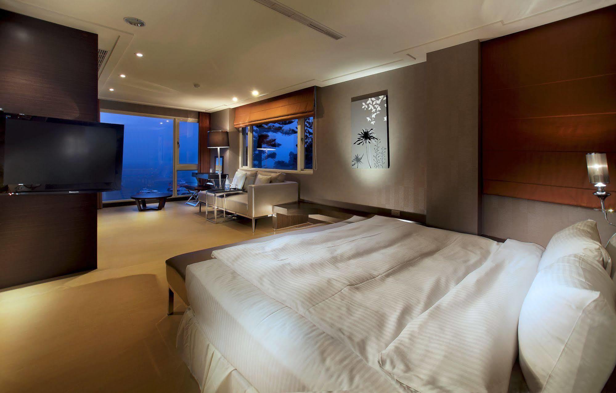 Spa Home Sun Moon Lake Luxury Lakeside Hotel Yuchi Luaran gambar